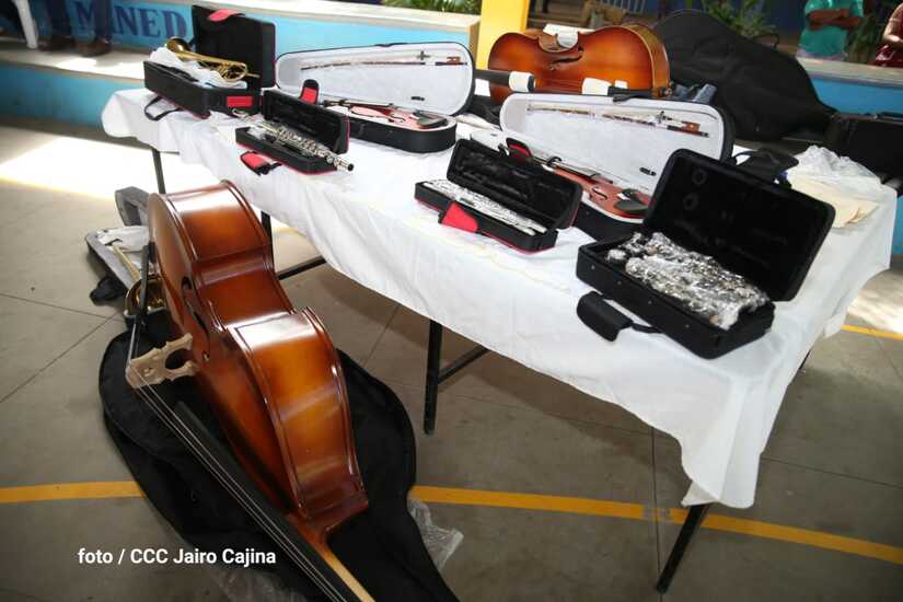 MUSICA